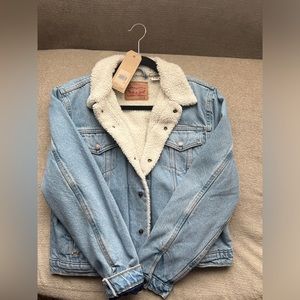 Levi’s shearling denim jacket XL